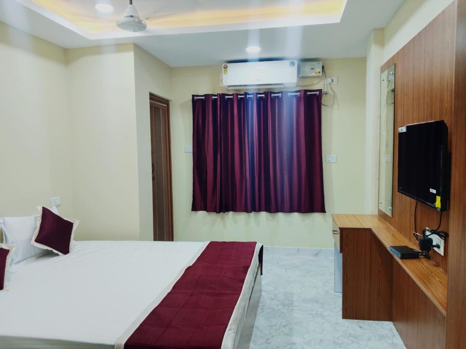 Hilton Garden Apartment Port Blair Bagian luar foto