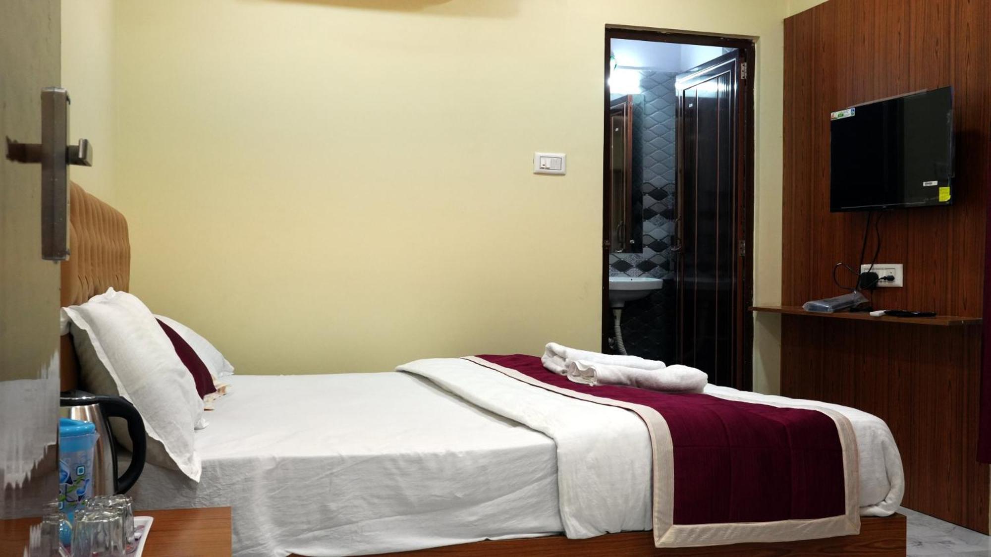 Hilton Garden Apartment Port Blair Bagian luar foto